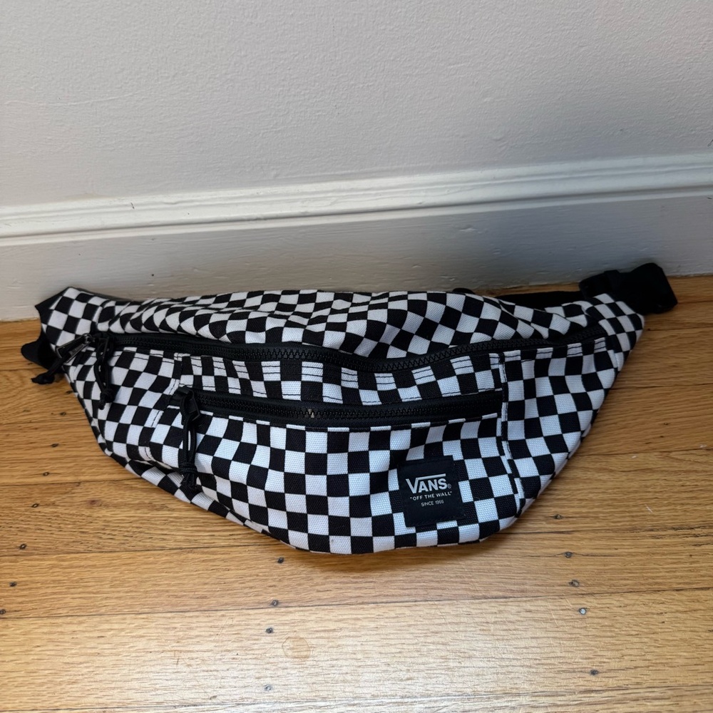 Vans Black and White Checkered Fanny Pack